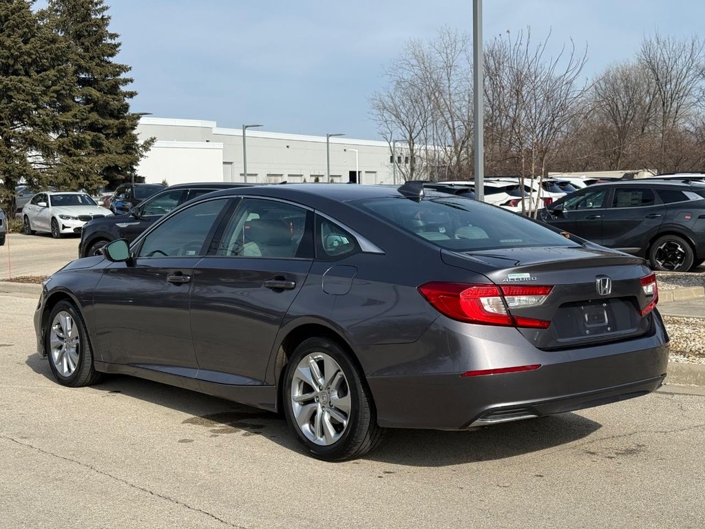 Honda Accord Sedan Vehicle Full-screen Gallery Image 05