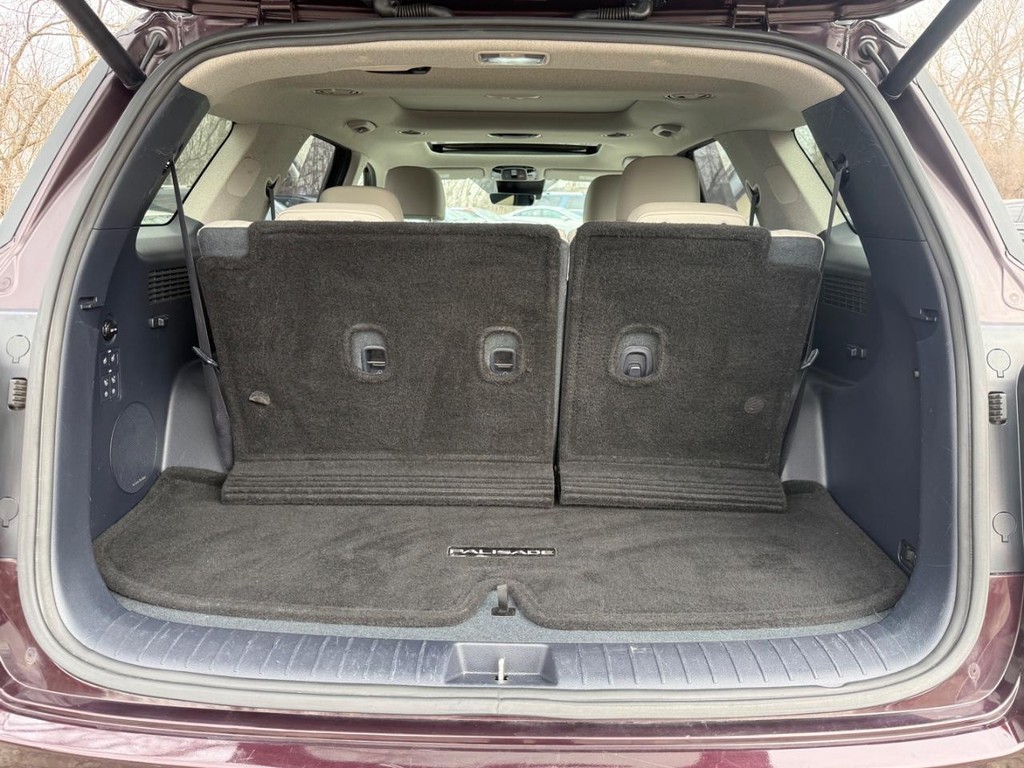 Hyundai Palisade Vehicle Full-screen Gallery Image 05