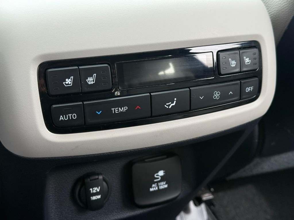 Hyundai Palisade Vehicle Full-screen Gallery Image 14