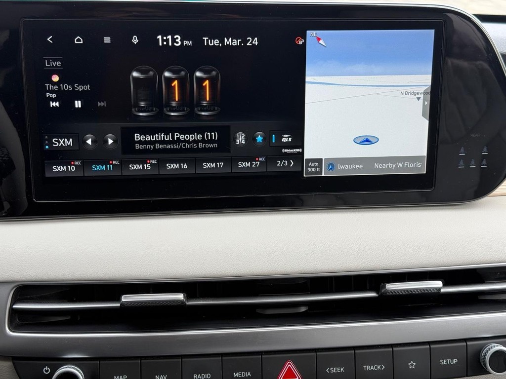 Hyundai Palisade Vehicle Full-screen Gallery Image 19