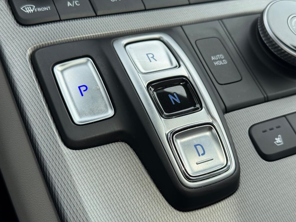 Hyundai Palisade Vehicle Full-screen Gallery Image 22