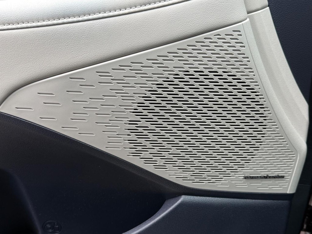 Hyundai Palisade Vehicle Full-screen Gallery Image 26