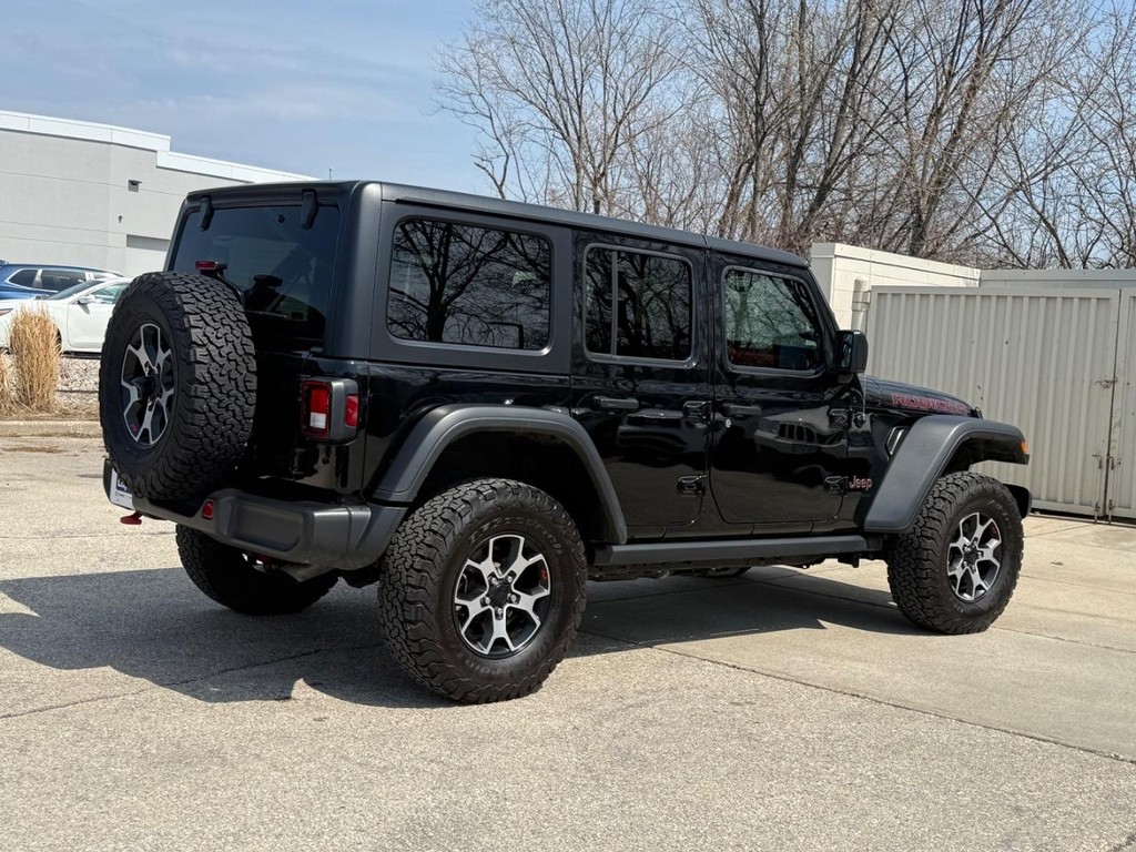 Jeep Wrangler Vehicle Full-screen Gallery Image 03