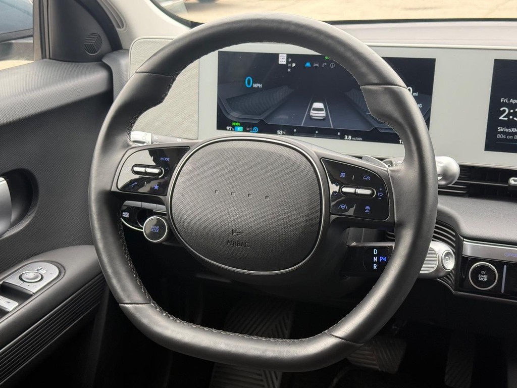 Hyundai IONIQ 5 Vehicle Full-screen Gallery Image 13