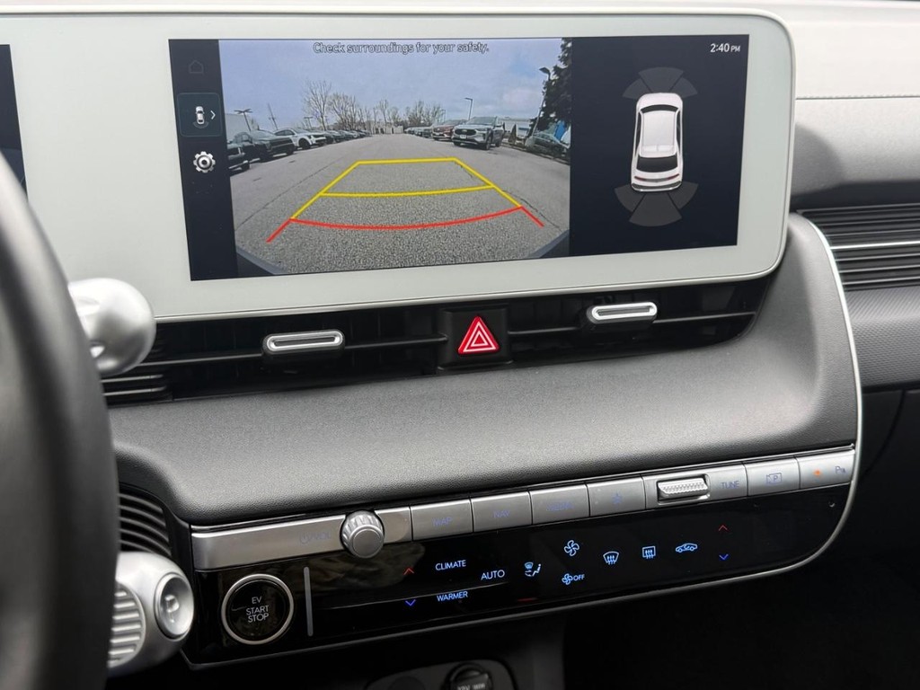 Hyundai IONIQ 5 Vehicle Full-screen Gallery Image 19