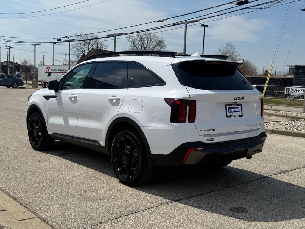 Kia Sorento Vehicle Full-screen Gallery Image 07