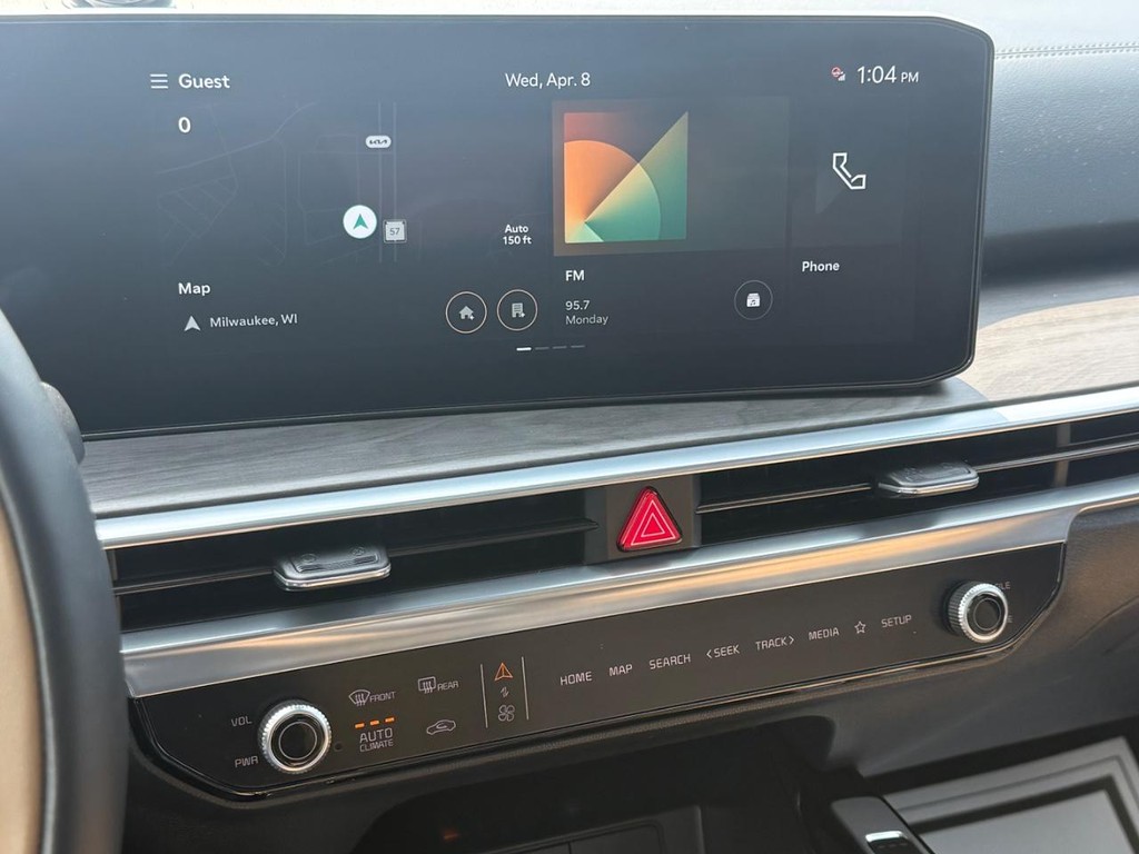 Kia Sorento Vehicle Full-screen Gallery Image 18