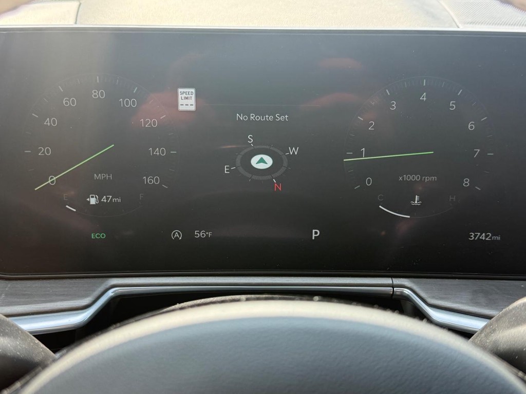 Kia Sorento Vehicle Full-screen Gallery Image 22