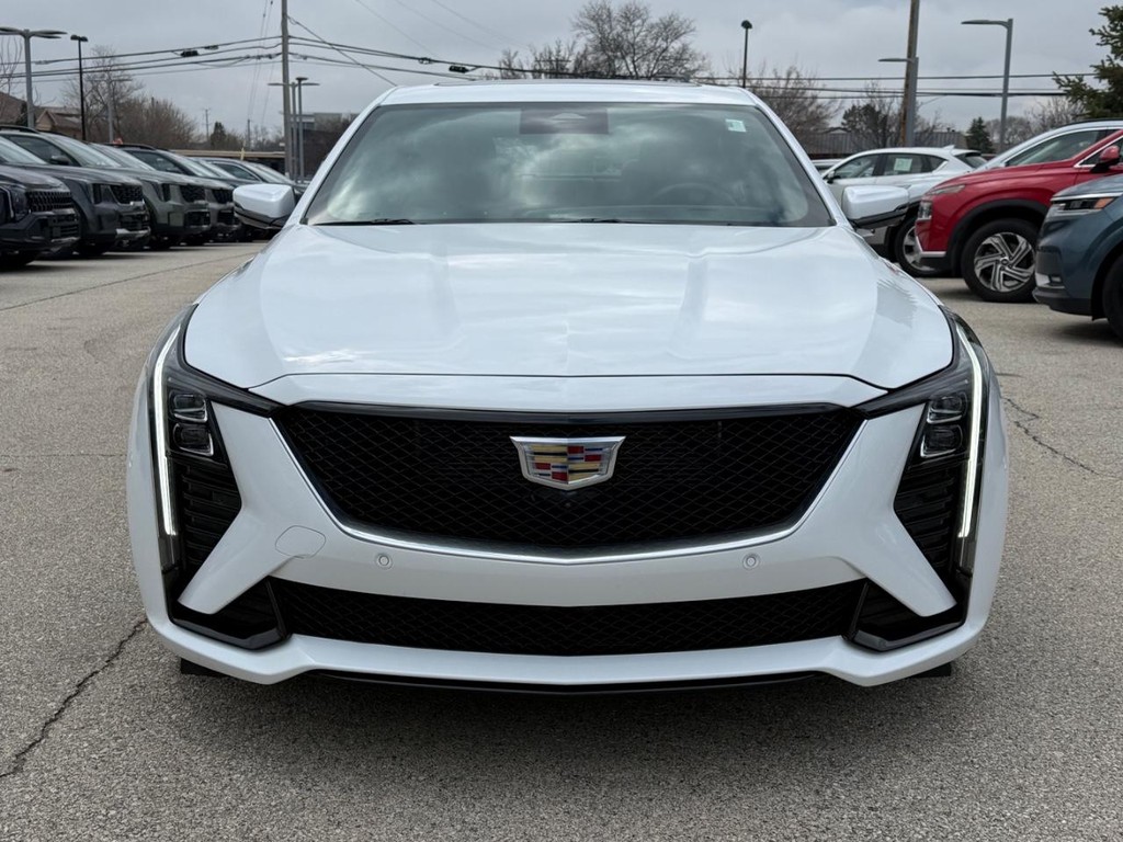 Cadillac CT5-V Vehicle Full-screen Gallery Image 08