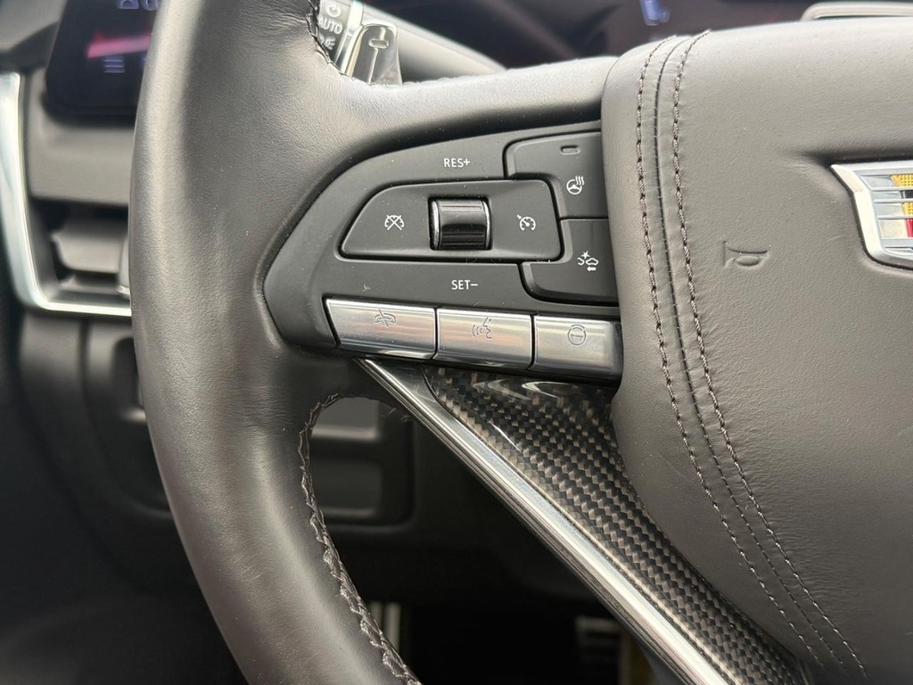 Cadillac CT5-V Vehicle Full-screen Gallery Image 15