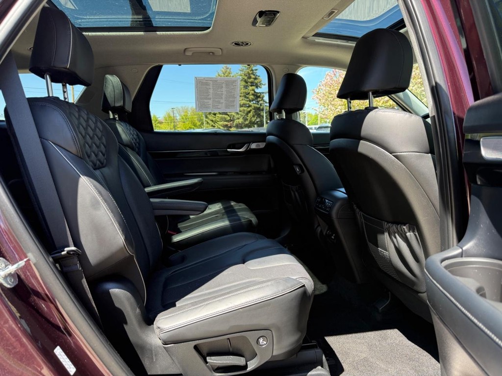 Hyundai Palisade Vehicle Full-screen Gallery Image 11
