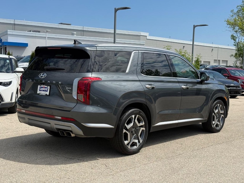 Hyundai Palisade Vehicle Full-screen Gallery Image 03