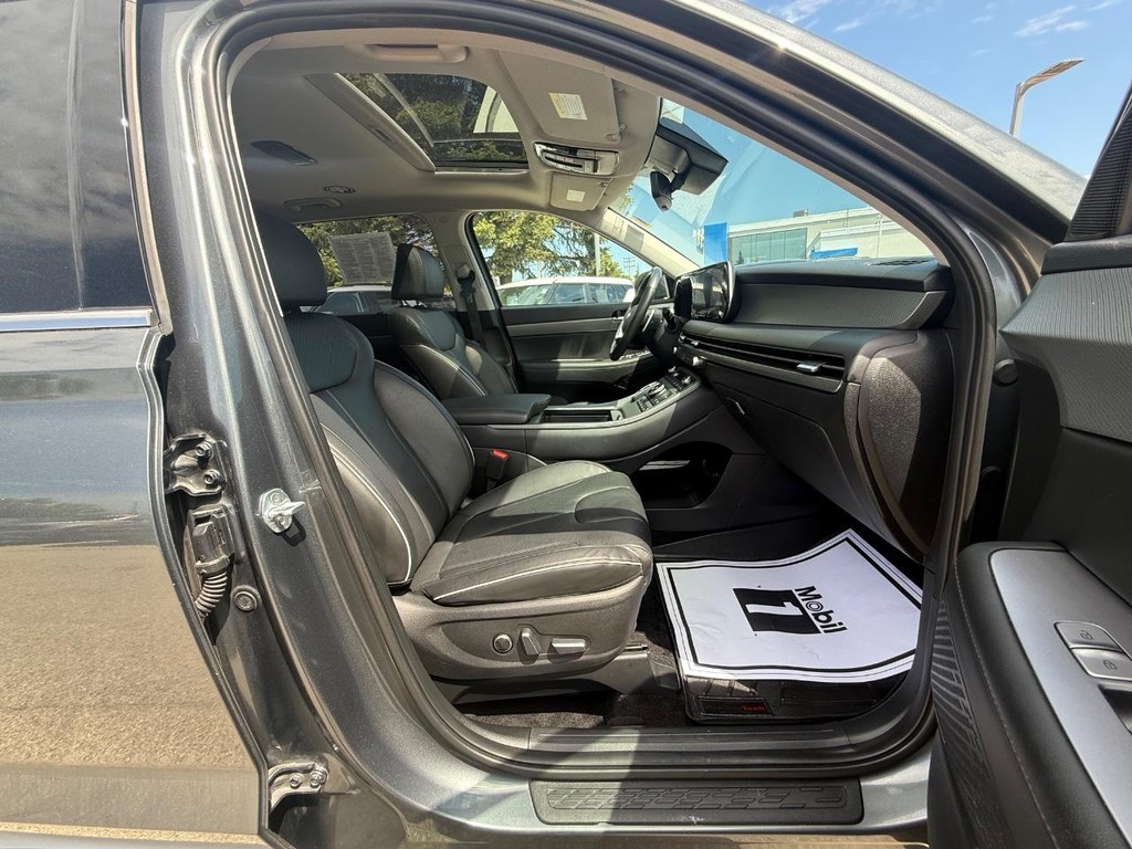 Hyundai Palisade Vehicle Full-screen Gallery Image 10