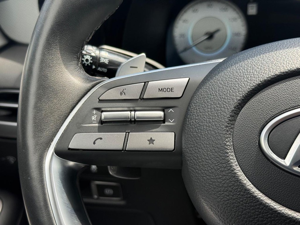 Hyundai Palisade Vehicle Full-screen Gallery Image 17