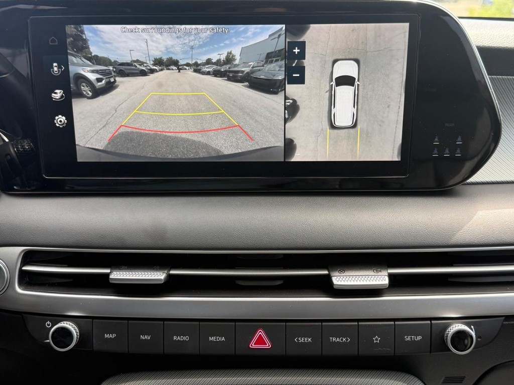 Hyundai Palisade Vehicle Full-screen Gallery Image 20