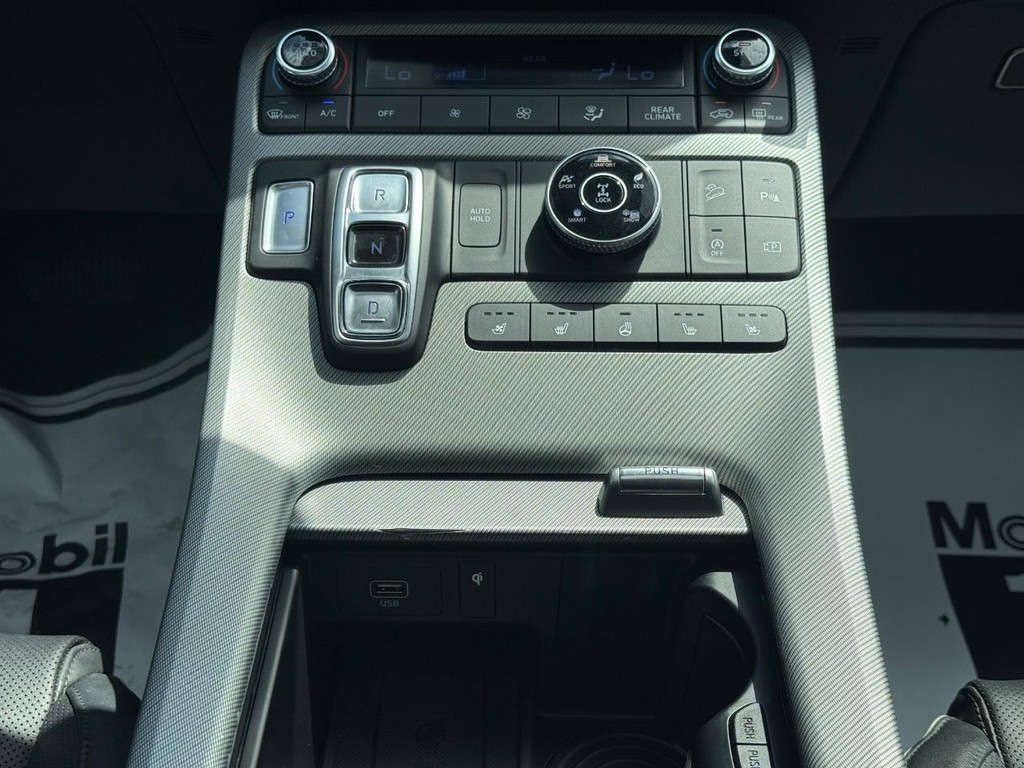 Hyundai Palisade Vehicle Full-screen Gallery Image 21