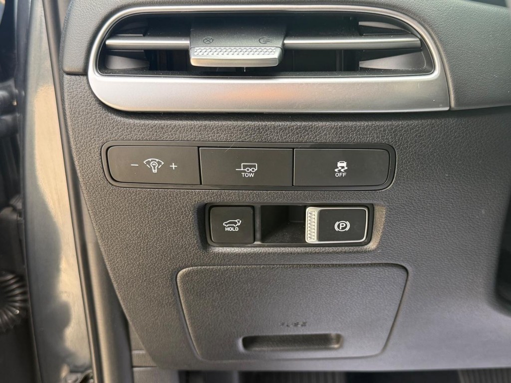 Hyundai Palisade Vehicle Full-screen Gallery Image 25