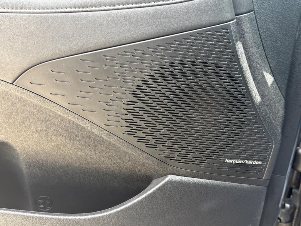 Hyundai Palisade Vehicle Full-screen Gallery Image 27