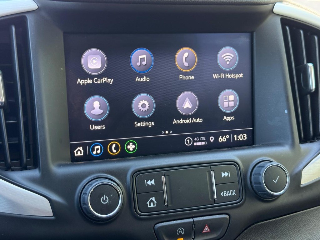 GMC Terrain Vehicle Full-screen Gallery Image 16