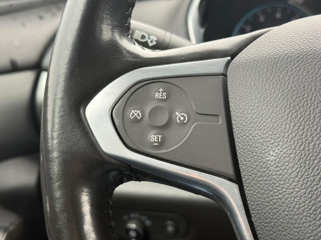 Chevrolet Traverse Vehicle Full-screen Gallery Image 16