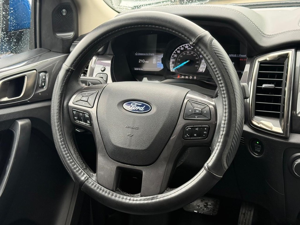 Ford Ranger Vehicle Full-screen Gallery Image 13