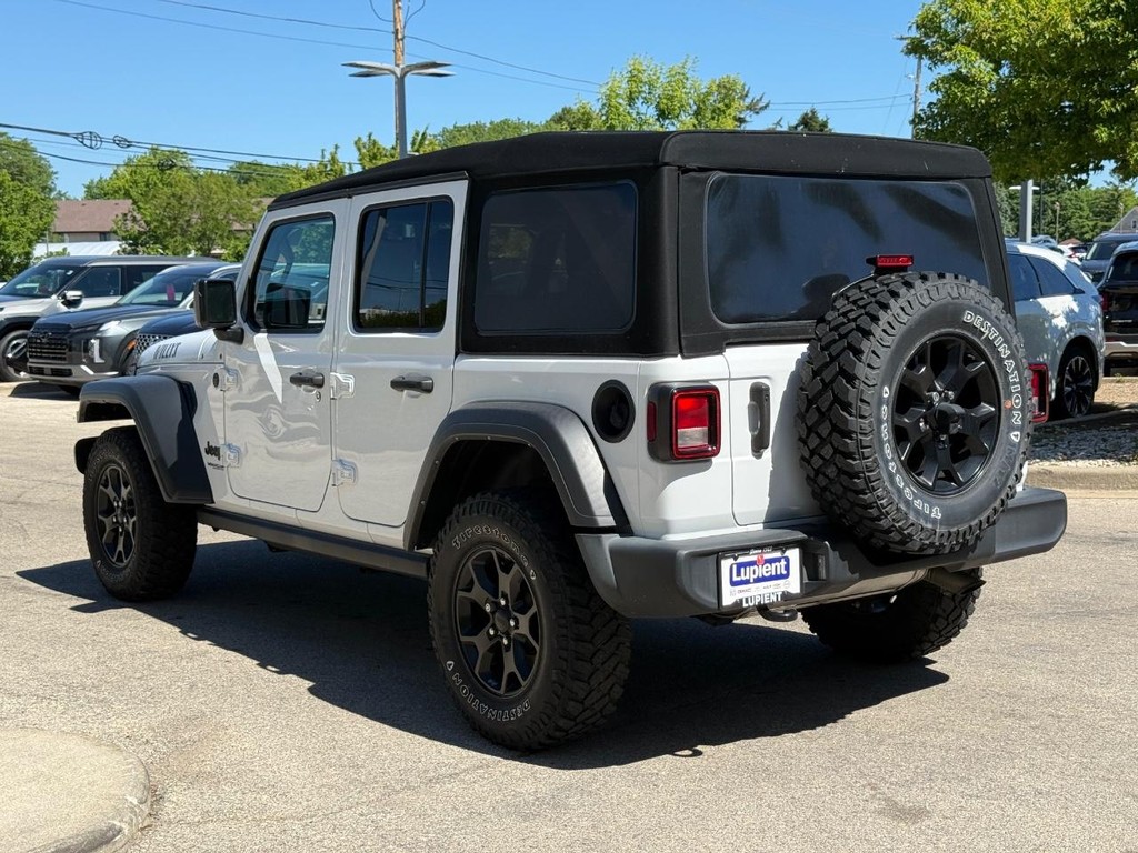 Jeep Wrangler Vehicle Full-screen Gallery Image 05