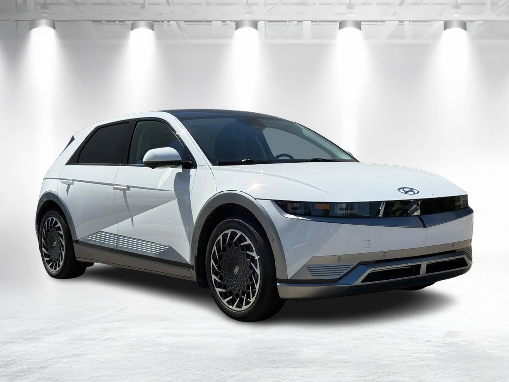 Hyundai IONIQ 5 Vehicle Full-screen Gallery Image 01