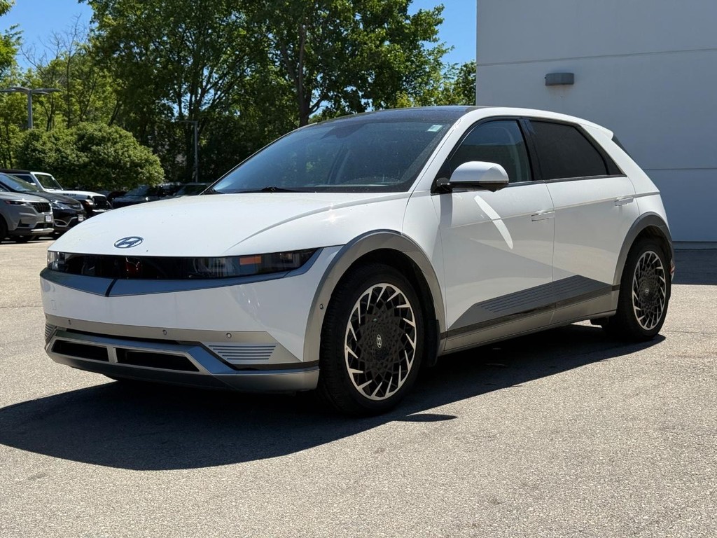 Hyundai IONIQ 5 Vehicle Full-screen Gallery Image 08