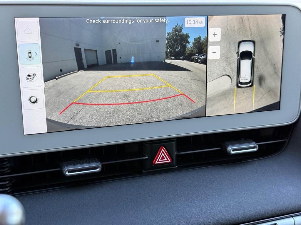 Hyundai IONIQ 5 Vehicle Full-screen Gallery Image 17