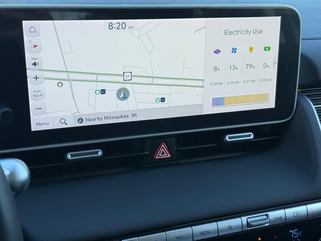Hyundai IONIQ 5 Vehicle Full-screen Gallery Image 10