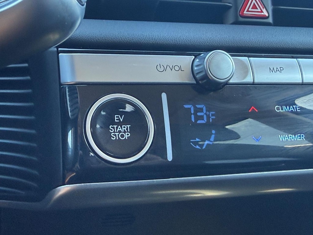 Hyundai IONIQ 5 Vehicle Full-screen Gallery Image 12