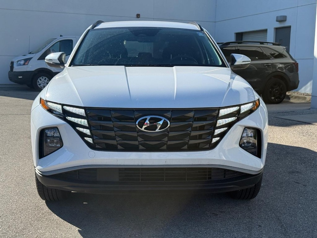 Hyundai Tucson Vehicle Full-screen Gallery Image 09