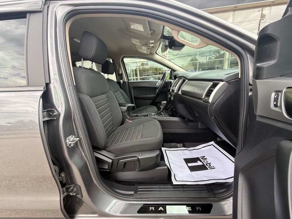 Ford Ranger Vehicle Full-screen Gallery Image 11