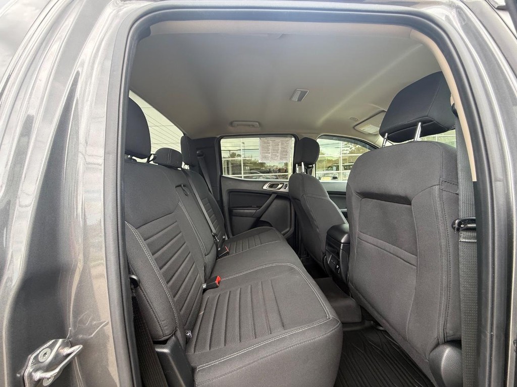 Ford Ranger Vehicle Full-screen Gallery Image 12