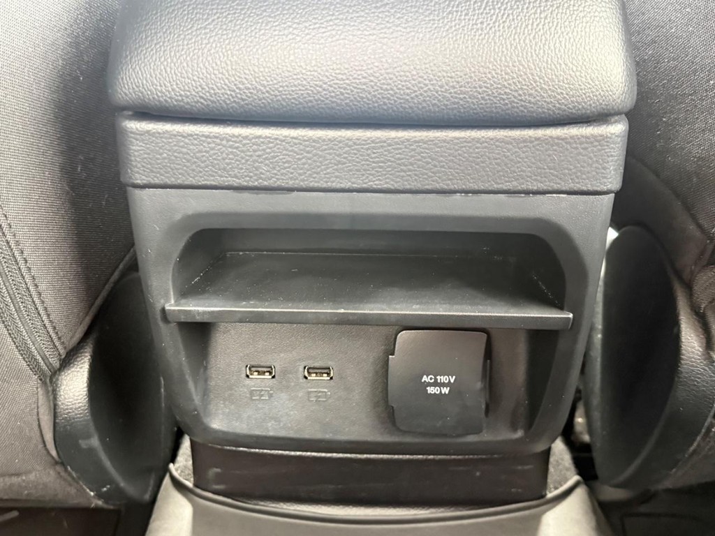 Ford Ranger Vehicle Full-screen Gallery Image 13