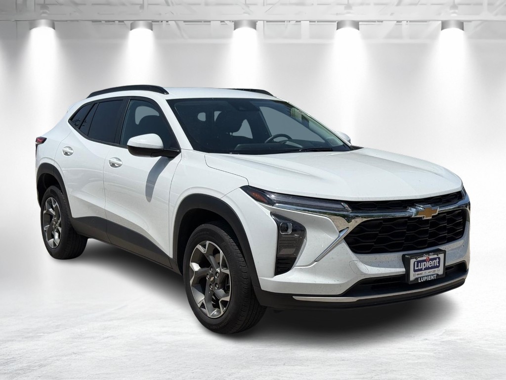 Chevrolet Trax Vehicle Full-screen Gallery Image 01