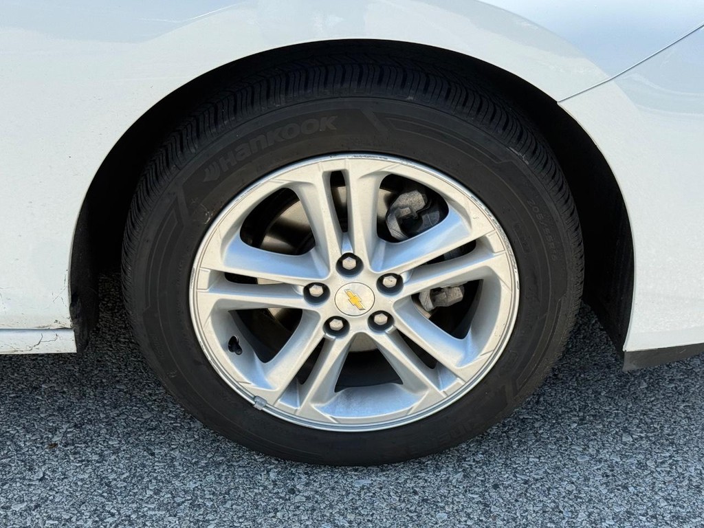 Chevrolet Cruze Vehicle Full-screen Gallery Image 08