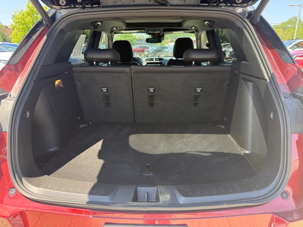 Chevrolet TrailBlazer Vehicle Full-screen Gallery Image 05