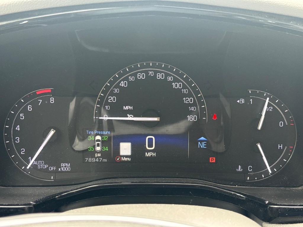 Cadillac XT5 Vehicle Full-screen Gallery Image 25