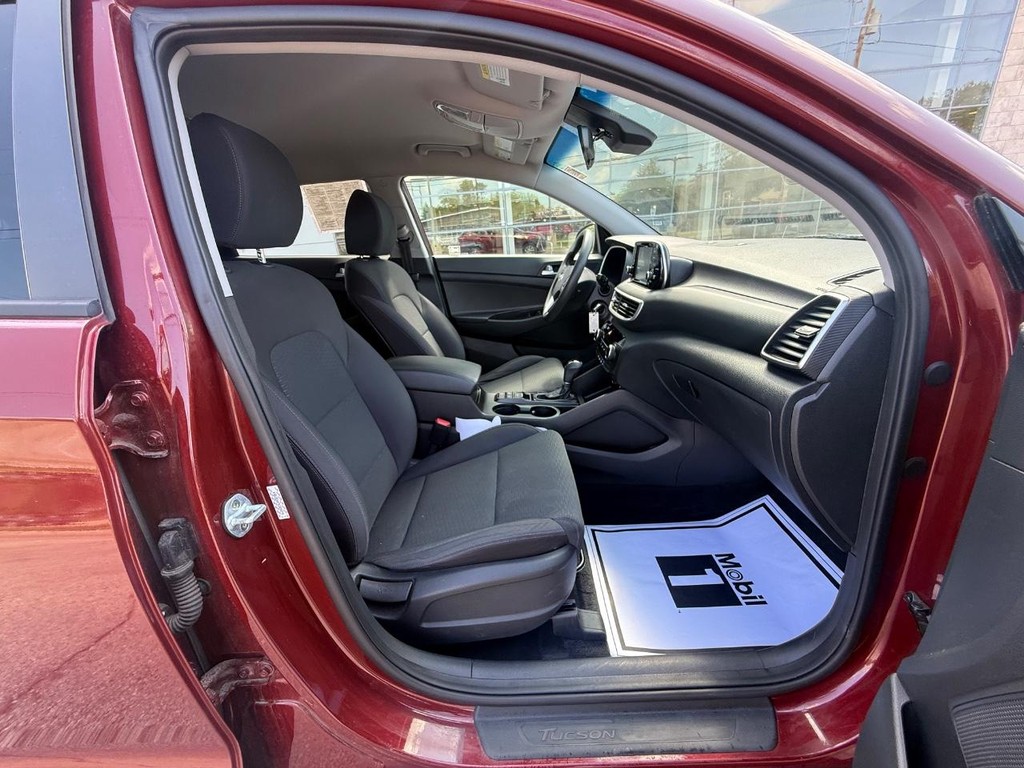 Hyundai Tucson Vehicle Full-screen Gallery Image 10