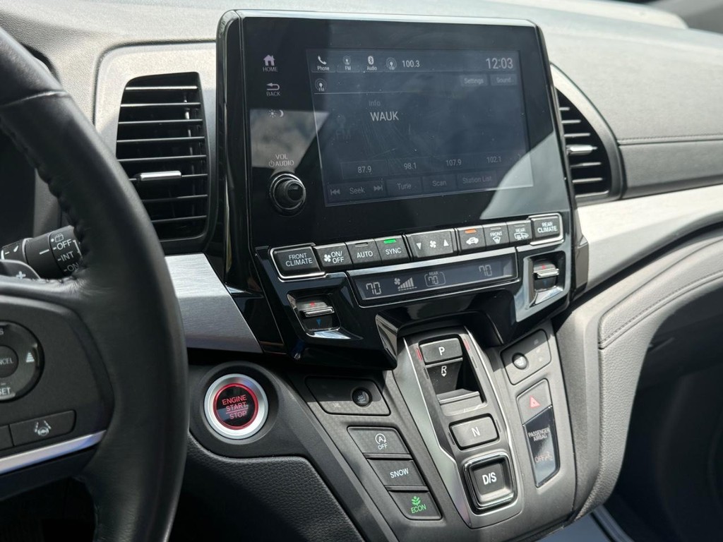 Honda Odyssey Vehicle Full-screen Gallery Image 19