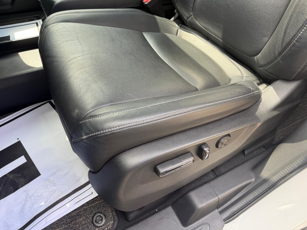 Honda Odyssey Vehicle Full-screen Gallery Image 27