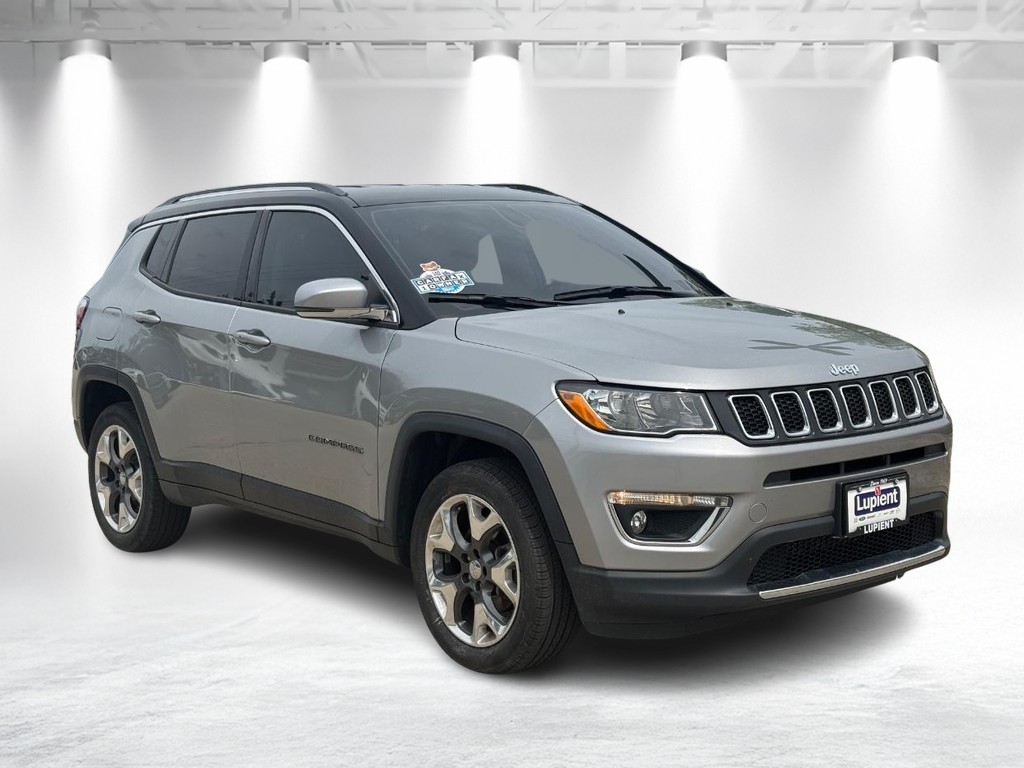 Jeep Compass Vehicle Full-screen Gallery Image 01