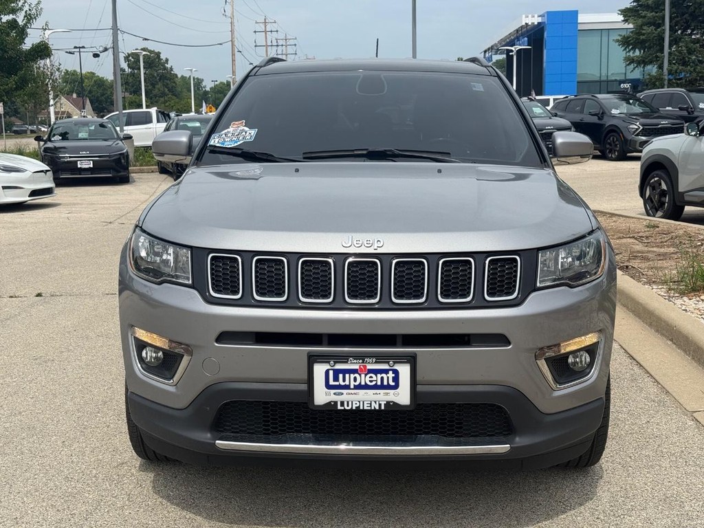 Jeep Compass Vehicle Full-screen Gallery Image 07