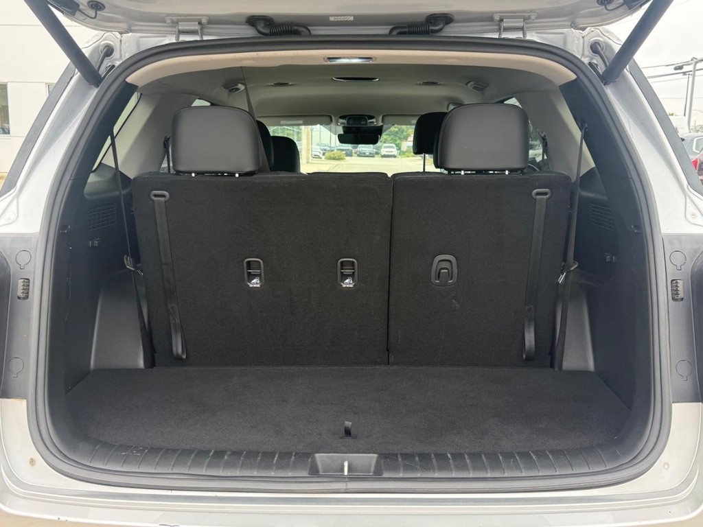Hyundai Palisade Vehicle Full-screen Gallery Image 05