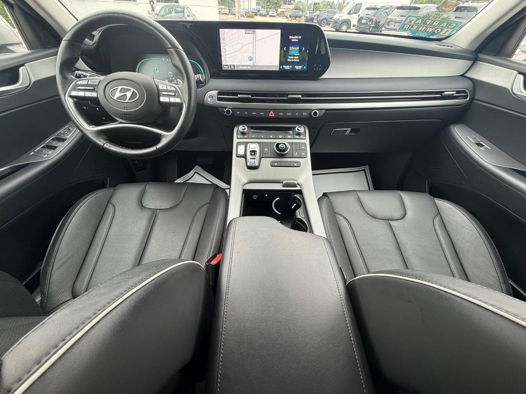 Hyundai Palisade Vehicle Full-screen Gallery Image 14