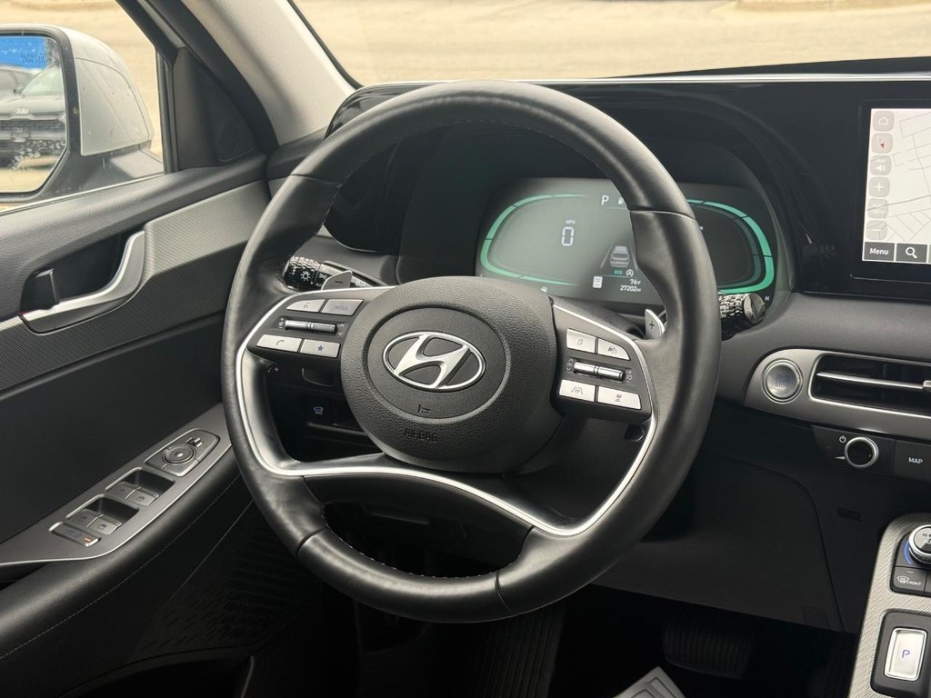 Hyundai Palisade Vehicle Full-screen Gallery Image 15