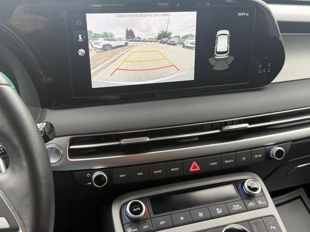 Hyundai Palisade Vehicle Full-screen Gallery Image 19
