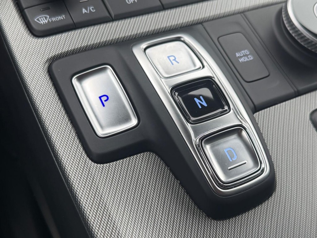 Hyundai Palisade Vehicle Full-screen Gallery Image 21