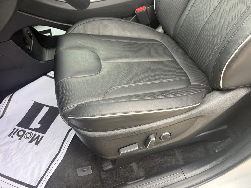 Hyundai Palisade Vehicle Full-screen Gallery Image 25
